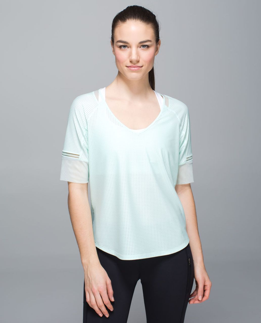 Lululemon Var-City 1/2 Sleeve - Sea Mist - lulu fanatics