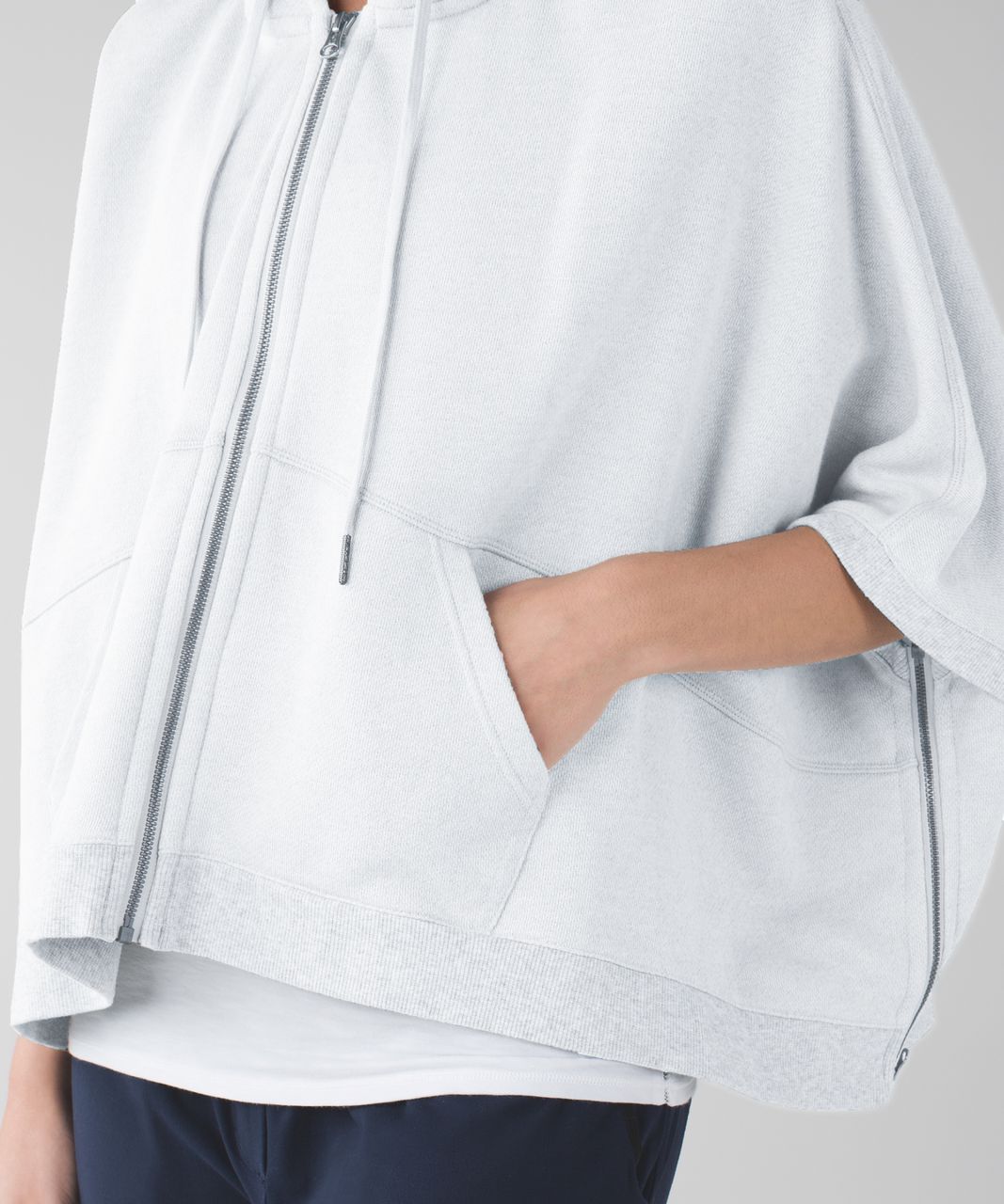 Lululemon In The Loop Poncho - Heathered Silver Spoon / Heathered Light Grey