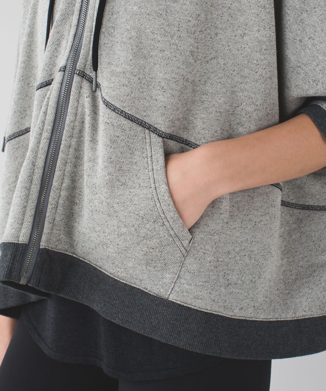 Lululemon In The Loop Poncho - Heathered Black / Heathered Dark Grey