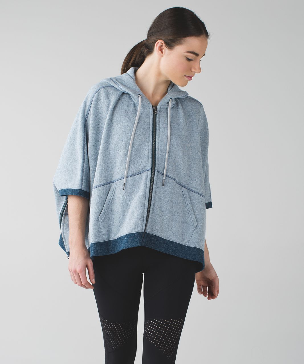 Lululemon In The Loop Poncho - Heathered Hawk Blue / Heathered Denim Alberta Lake