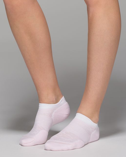 Lululemon Women's Ultimate Padded Run Sock - Womens Padded Mismatch ...