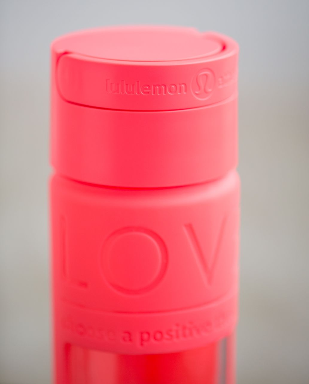 Lululemon Athletica H2Om Glass Water Bottle Silicone Sleeve Pink