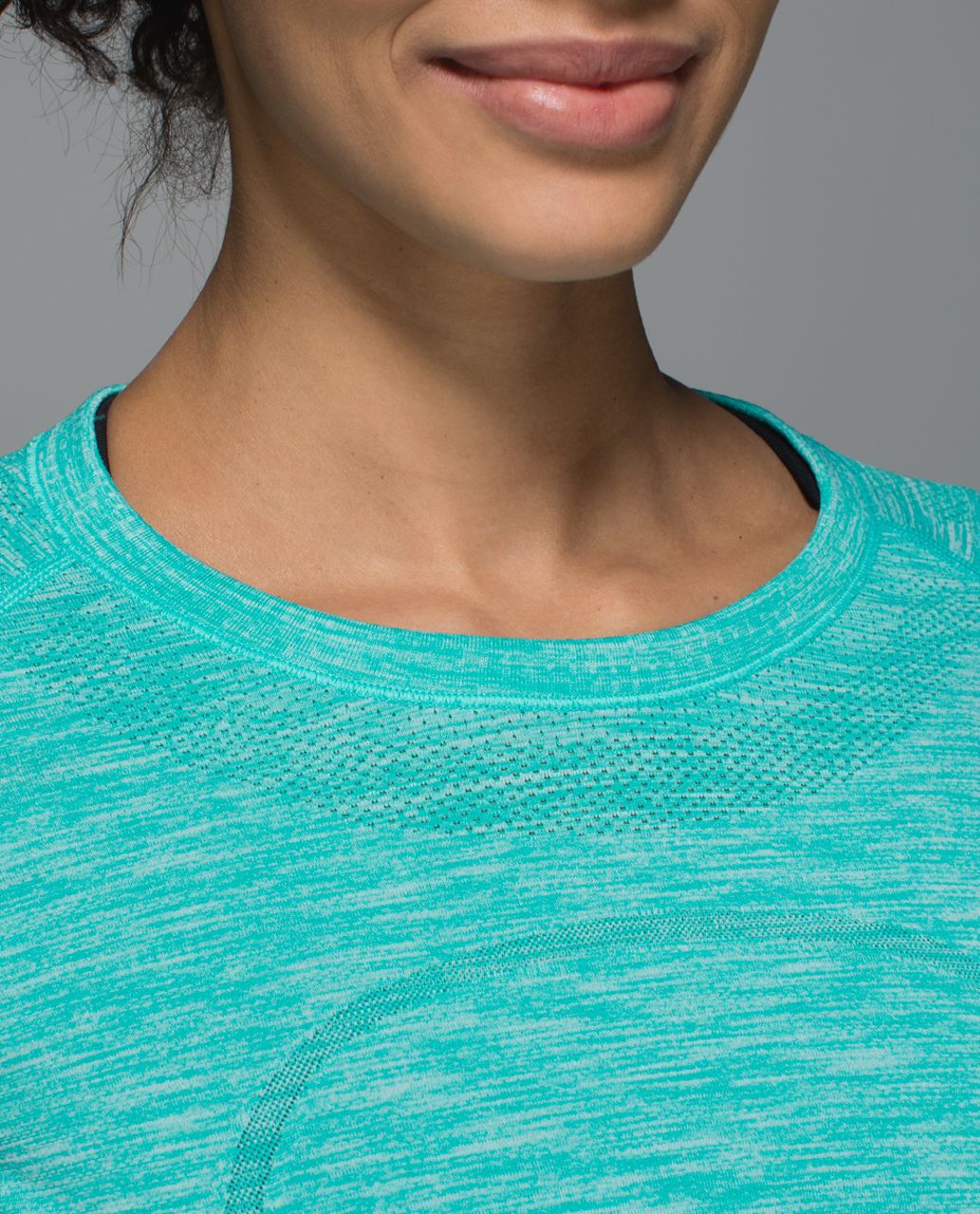 Lululemon Swiftly Tech Long Sleeve Crew - Heathered Blue Tropics