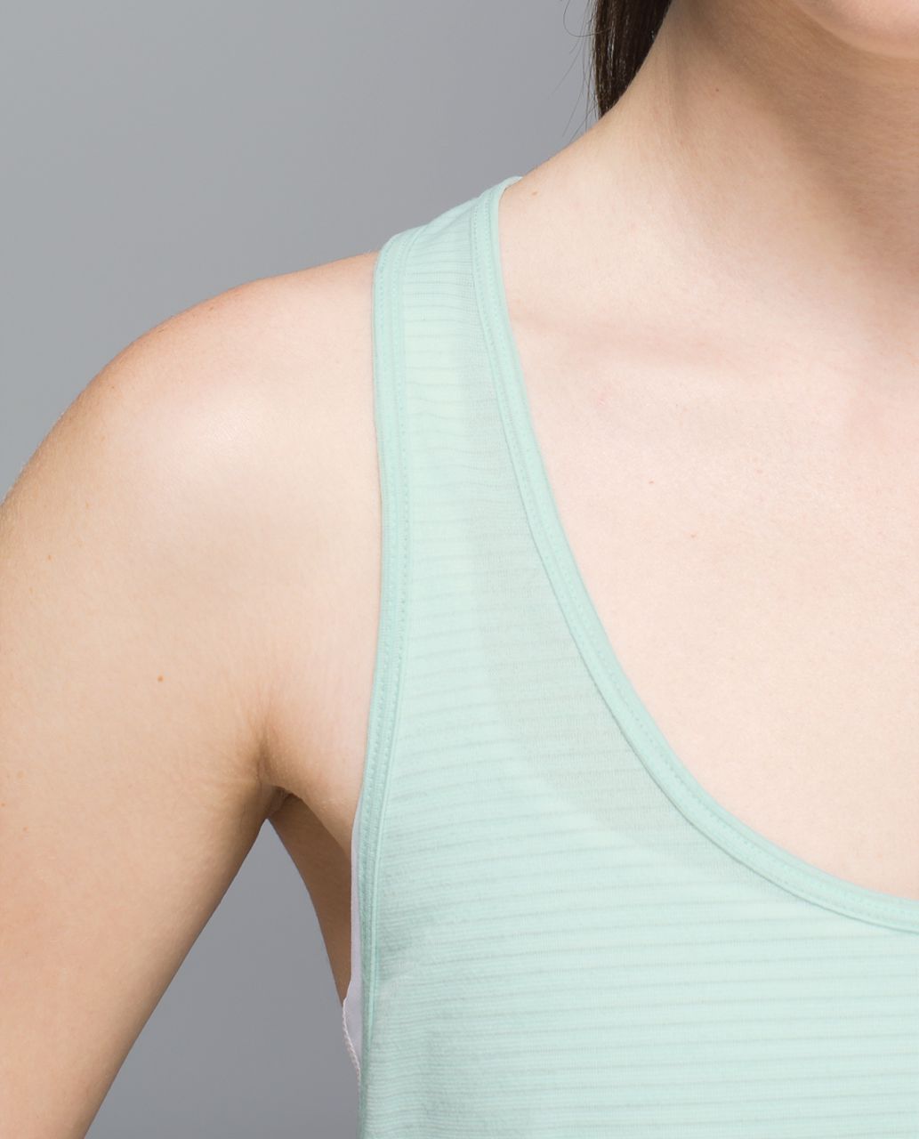 Lululemon 105 F Singlet - Heathered Sea Mist