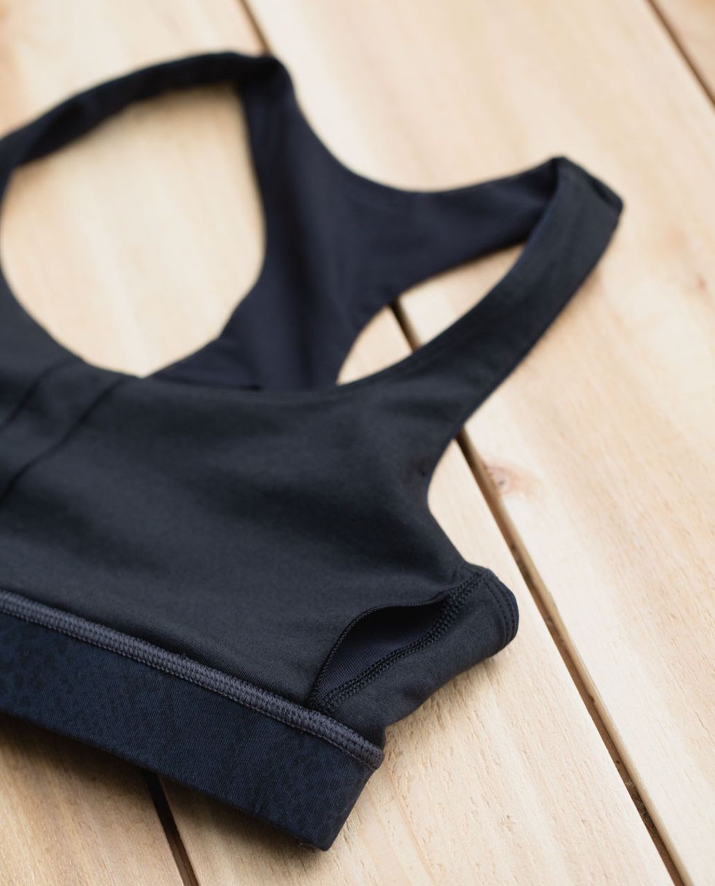 Lululemon 50 Rep Bra - Desert Snake Deep Coal Black / Black