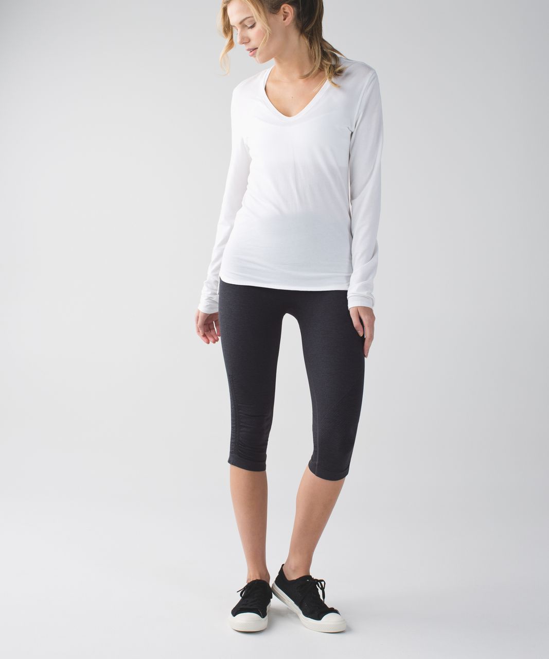 Lululemon In The Flow Crop II - Heathered Deep Coal