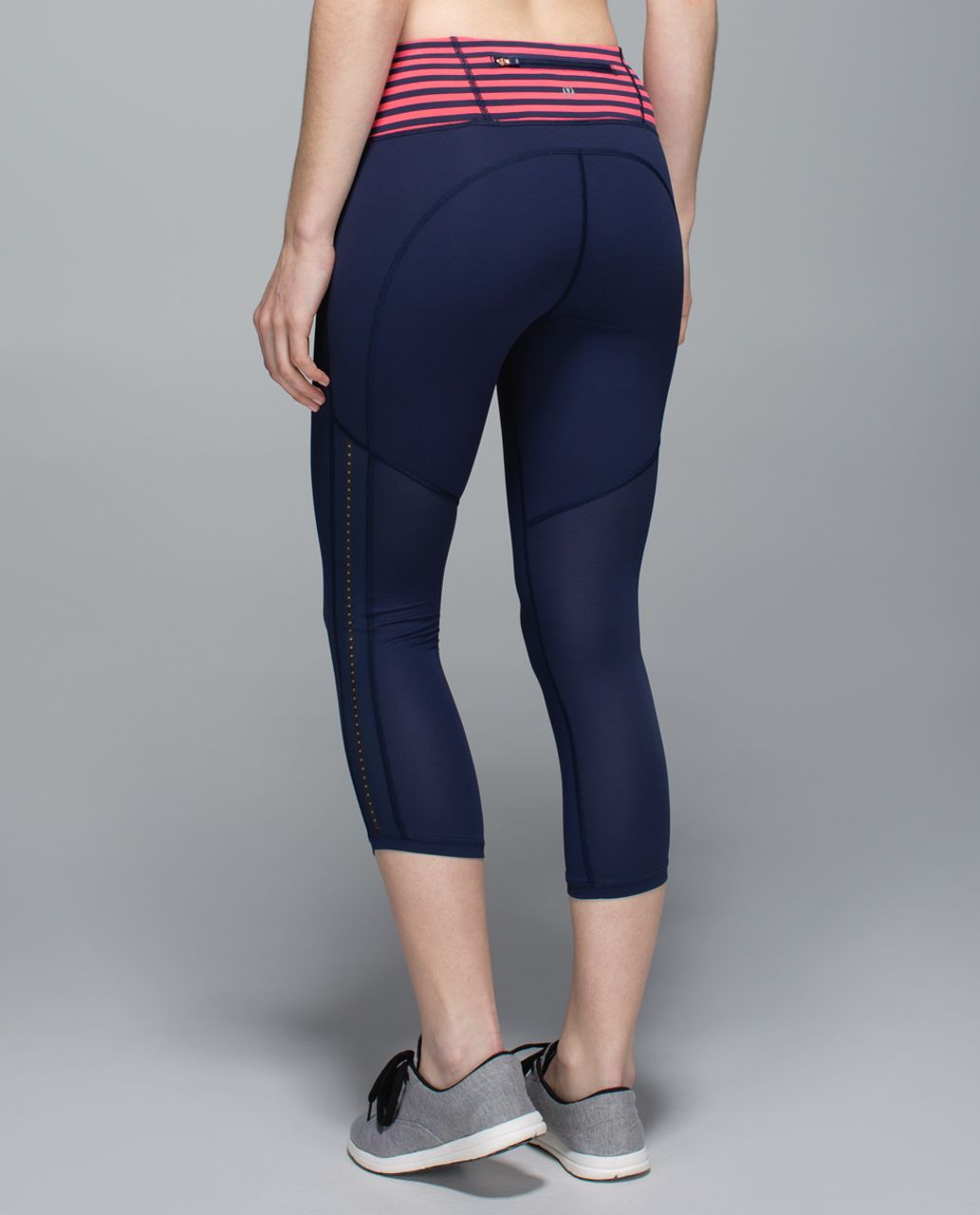 Lululemon Pace Pusher Crop - Deep Navy / Narrow Bold Stripe Electric Coral Deep Navy