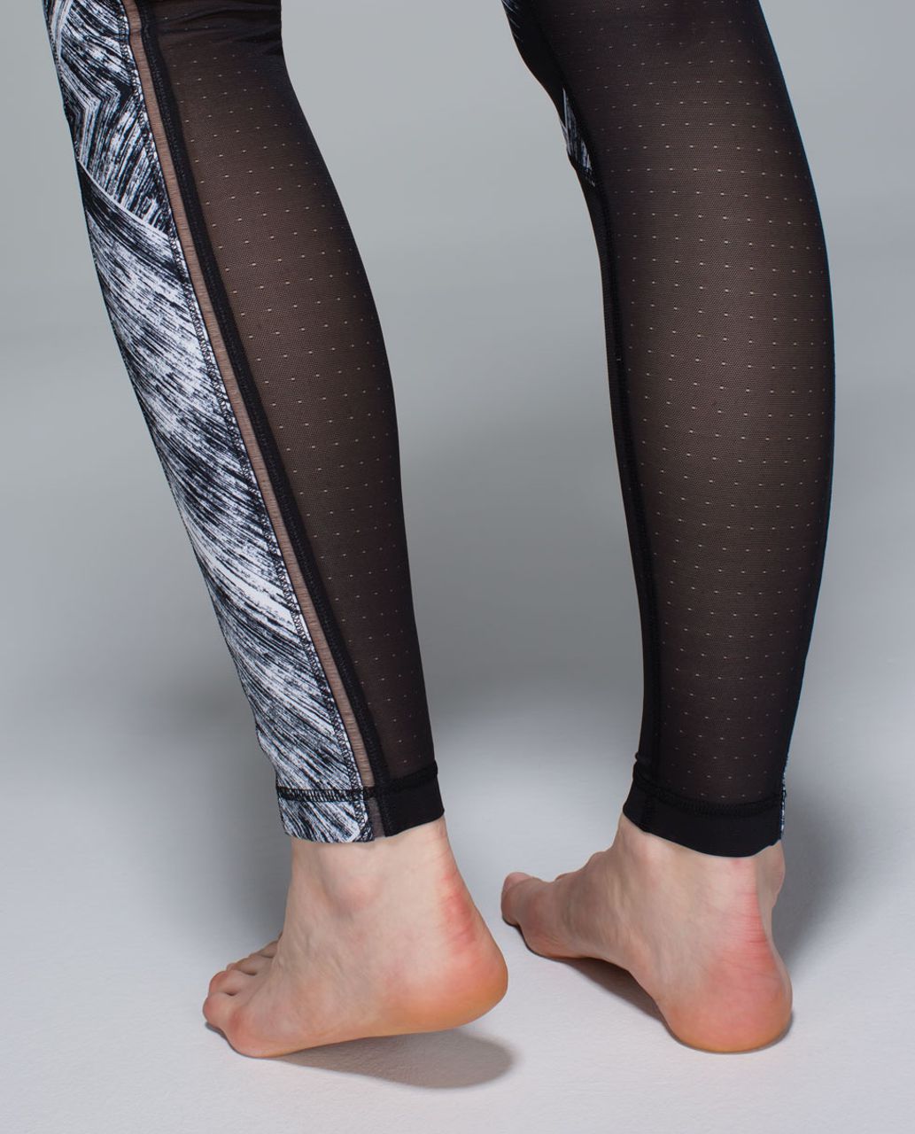 Lululemon Hot To Street Swiss-Dot Mesh-Panel Crop Legging in Black