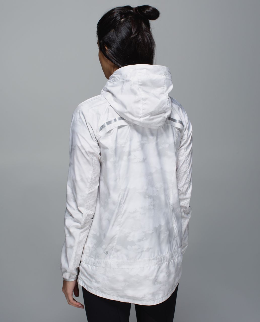 Lululemon Miss Misty Jacket II - Nimbus Puff White Silver Spoon