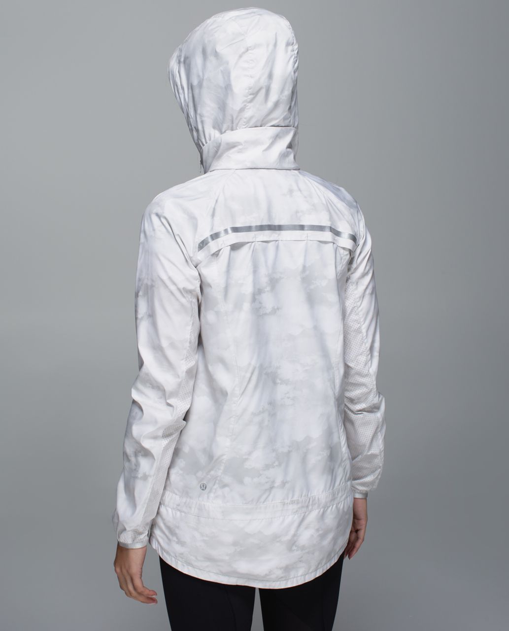 Lululemon Miss Misty Jacket II - Nimbus Puff White Silver Spoon