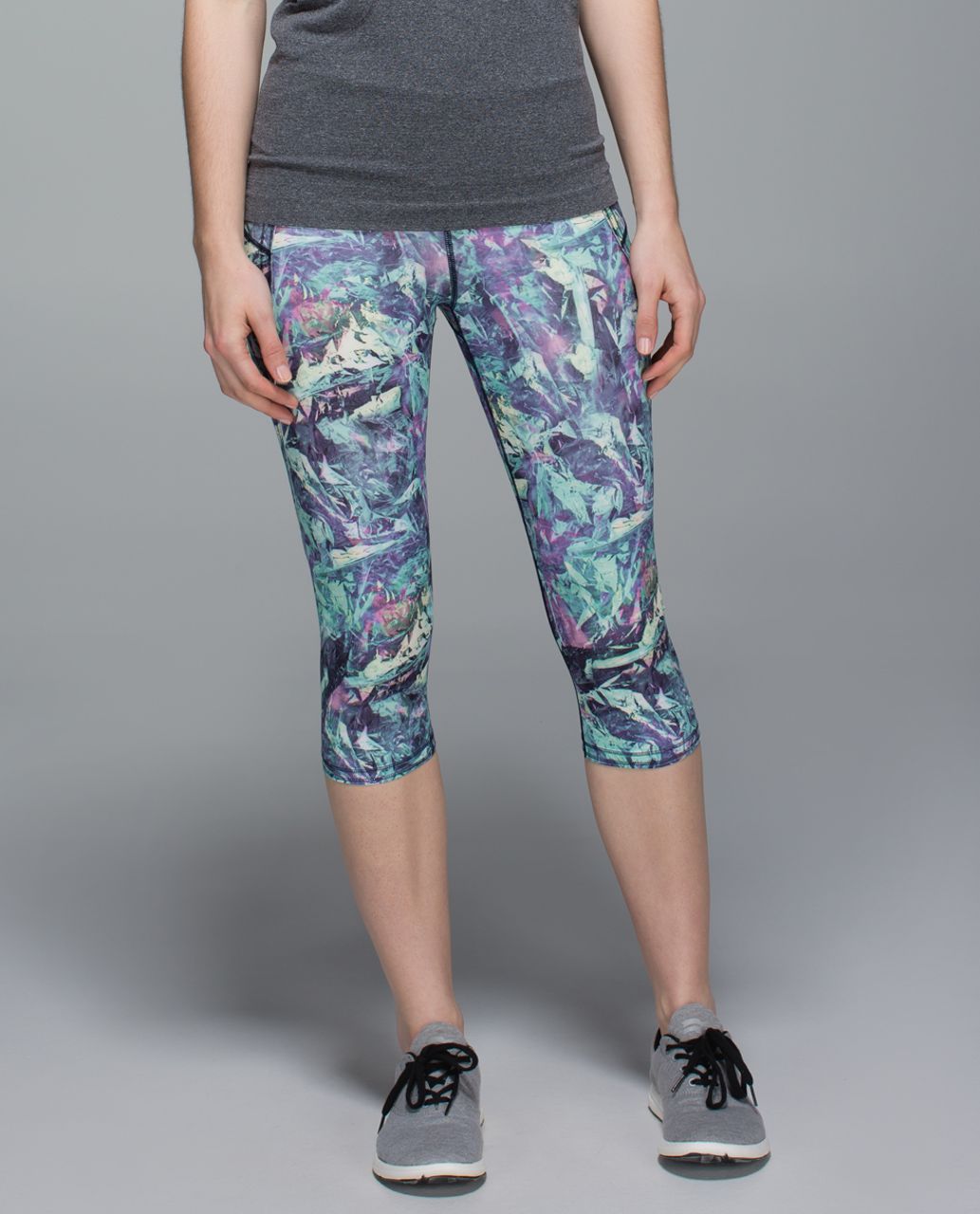 Lululemon Run: Top Speed Crop - Black - lulu fanatics