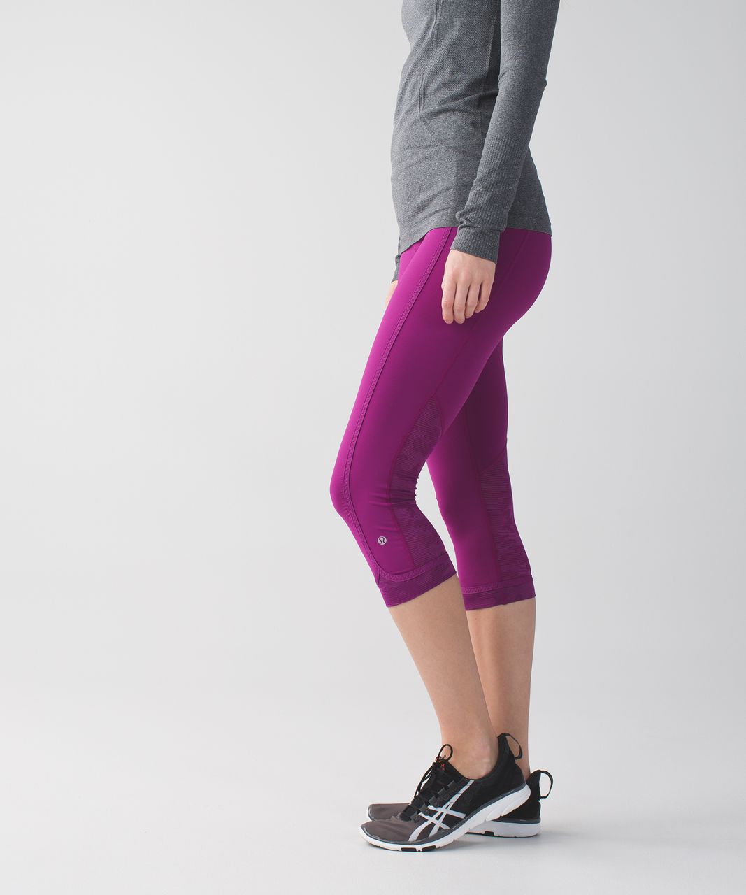 lululemon run the day crop