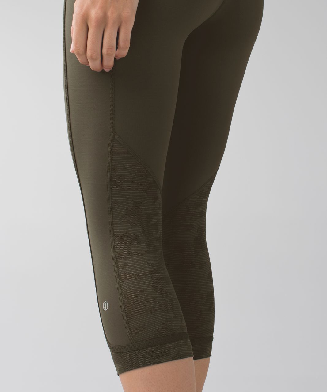 Lululemon Run For Days Crop - Deep Camo