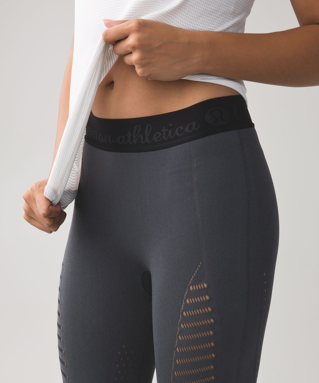 Lululemon Light Speed Crop - Coal