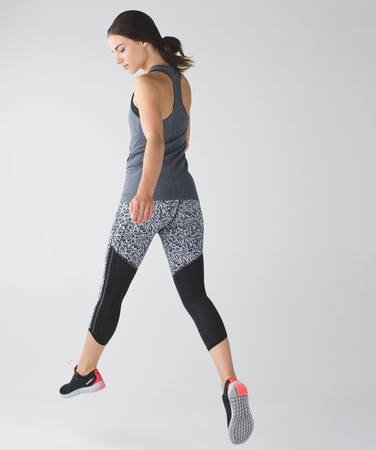 Lululemon Pace Pusher Crop *Full-On Luxtreme - Brush Strokes Harbor ...