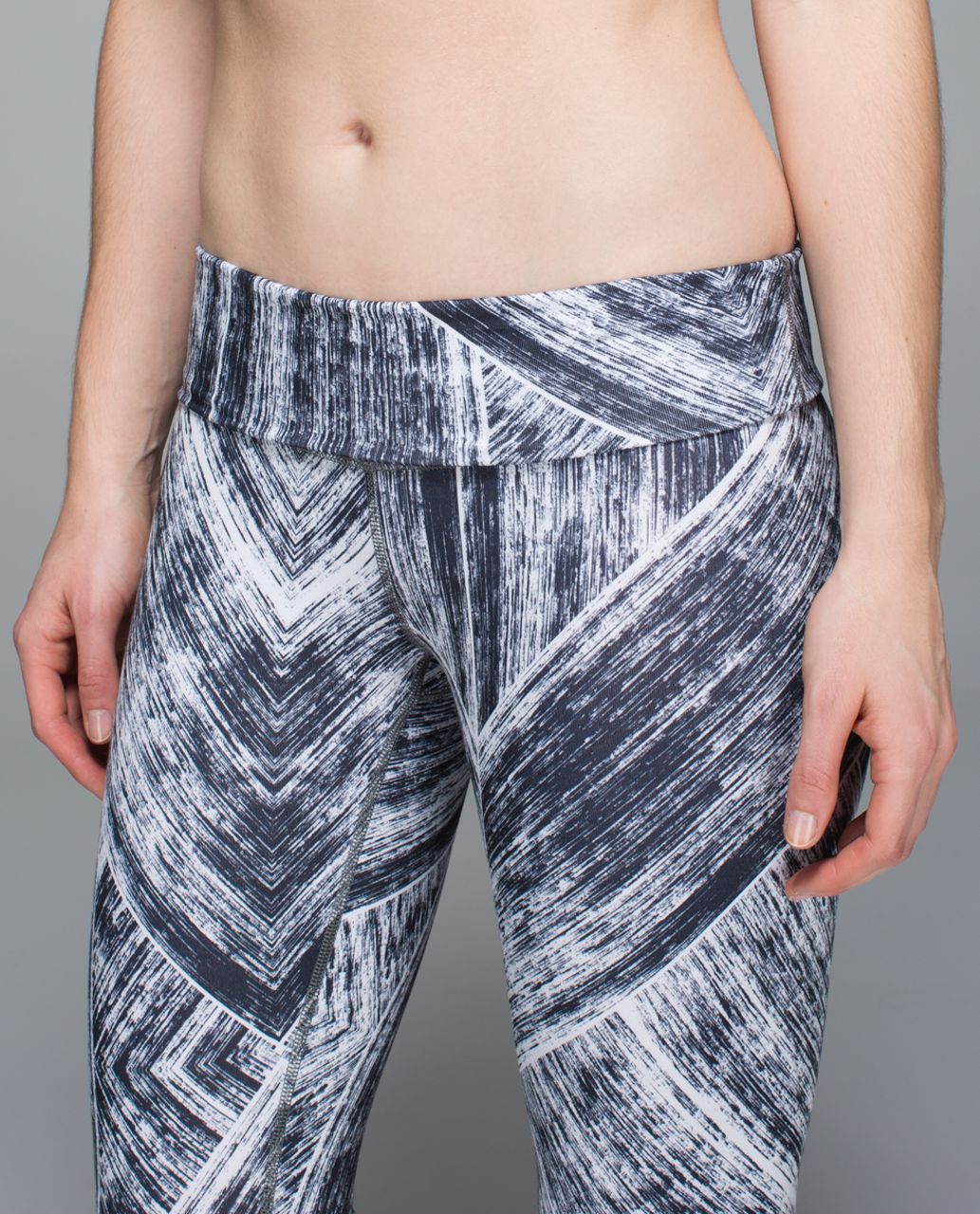 Lululemon Wunder Under Pant *Full-On Luon (Roll Down) - Heat Wave White  Black - lulu fanatics