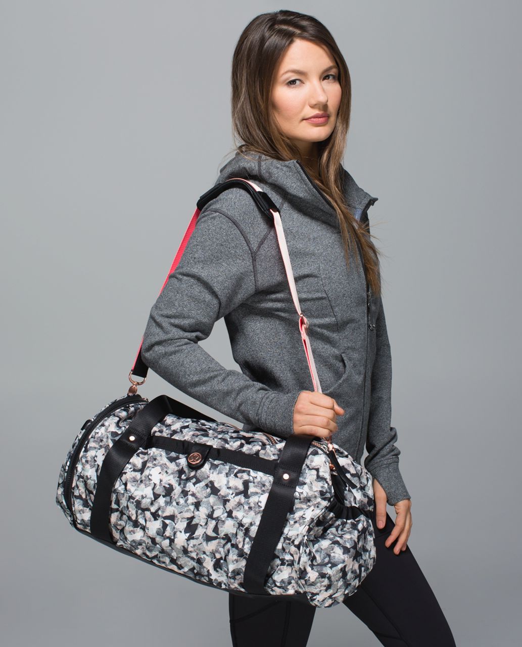 lululemon high mileage duffel