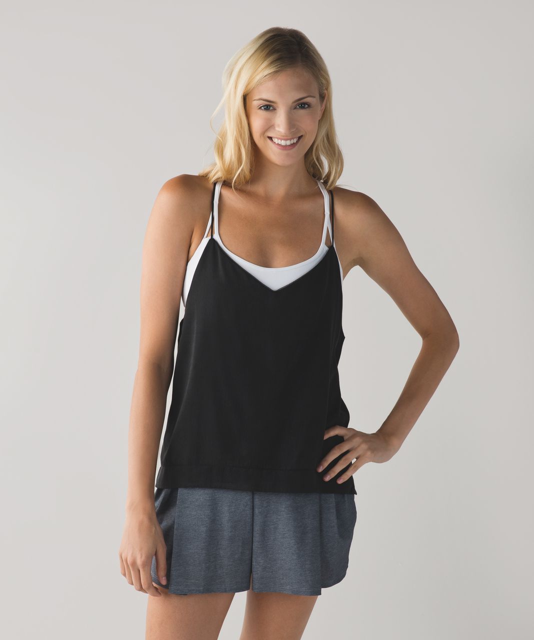 Lululemon Wake \u0026 Flow Camisole - Black 