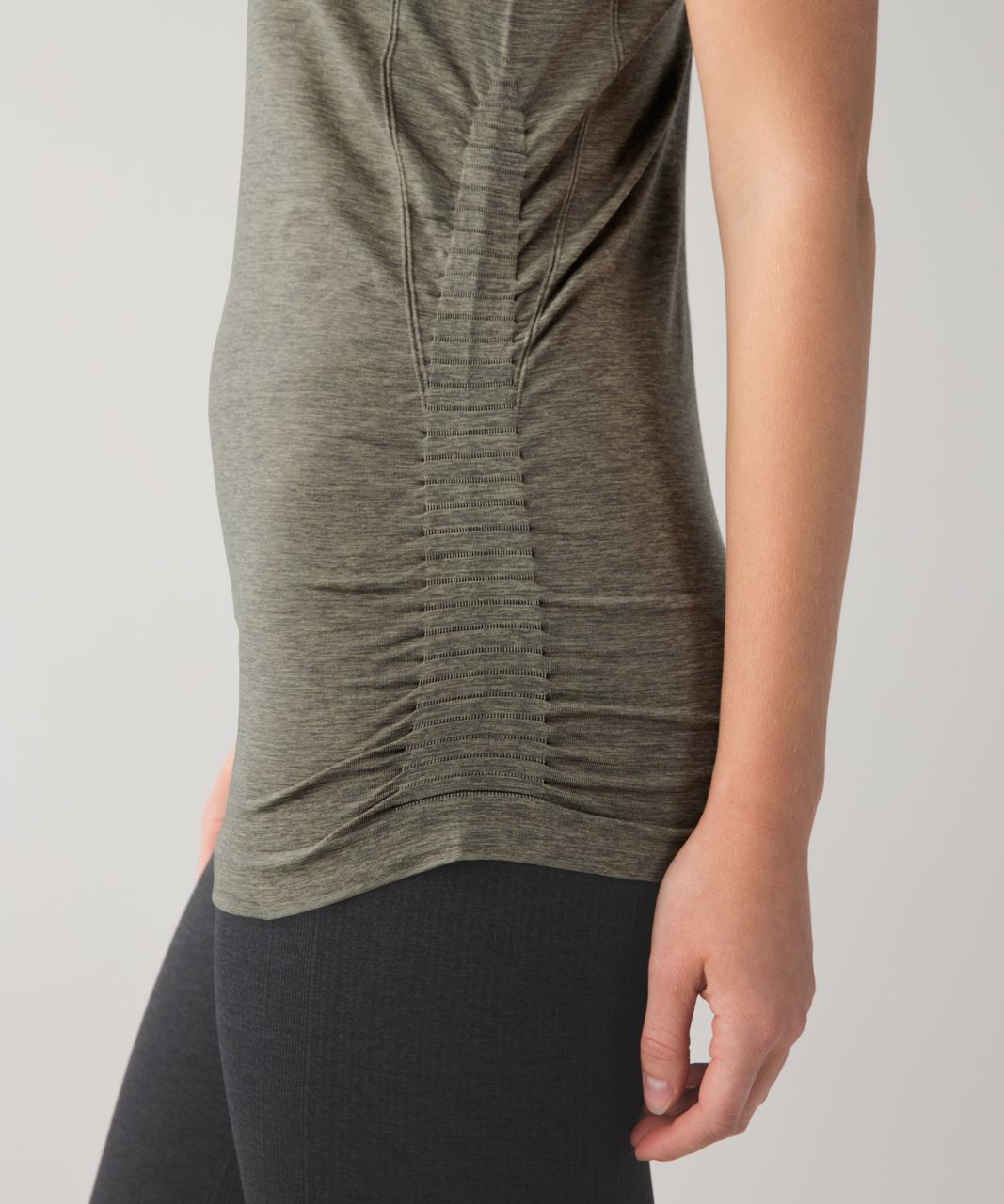 Lululemon In The Flow Tank - Heathered Fatigue Green