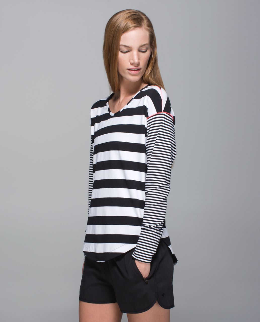 Lululemon Weekend Long Sleeve - Black / White - lulu fanatics