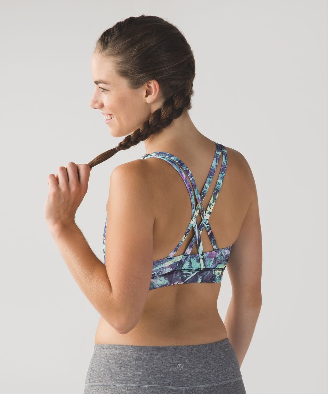 Lululemon Strive Multi Black Mermaid Print Energy Bra Luxtreme