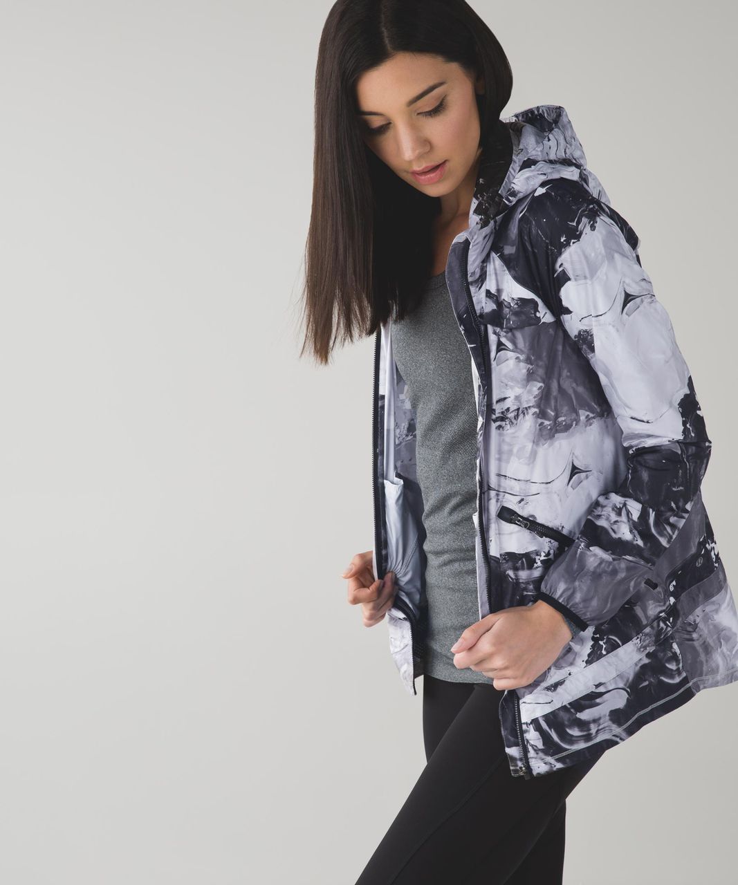 Lululemon Miss Misty Jacket II - Biggie Pigment Wave White Black