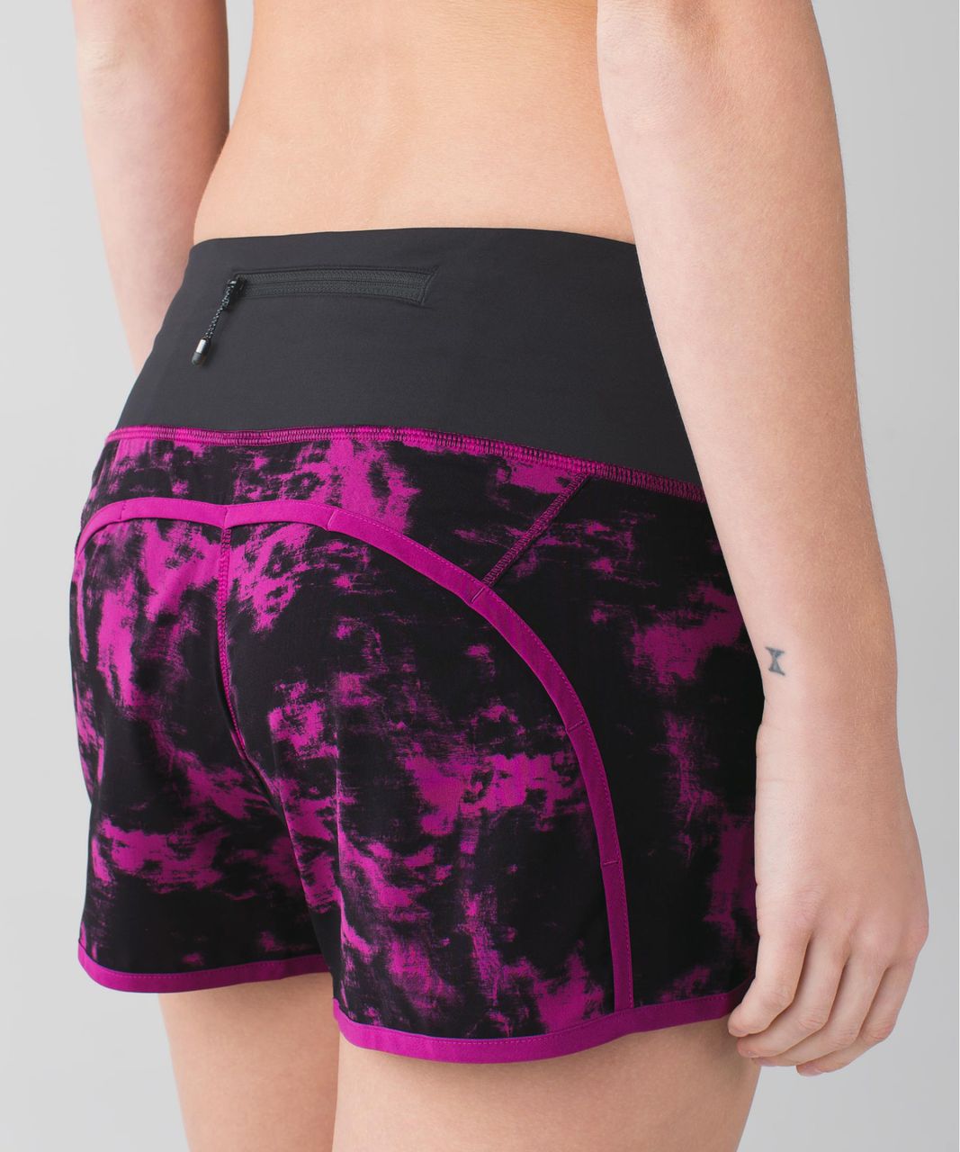 Lululemon Run Times Short *4-way Stretch - Breezie Regal Plum Black / Black / Regal Plum