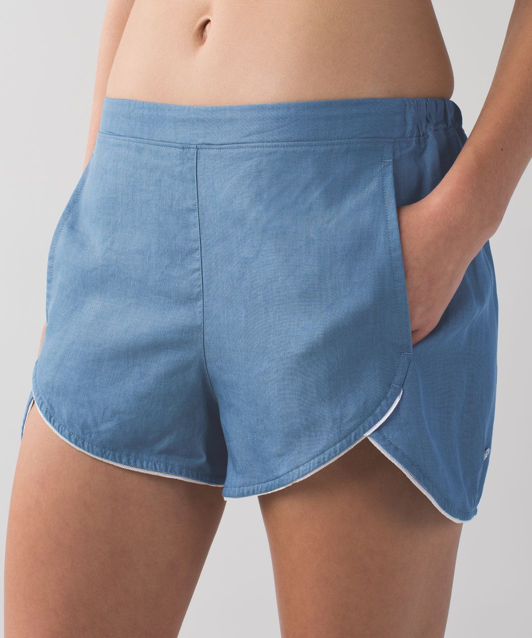 Lululemon Wake & Flow Short - Blue Denim