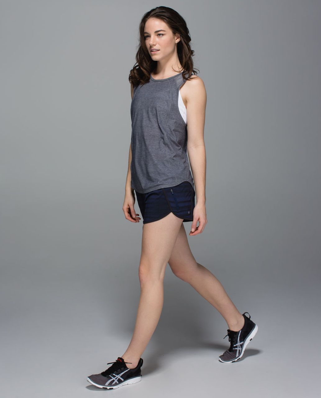 Lululemon Tracker Short III *4-way Stretch - Good Vibes Deep Navy Black / Black