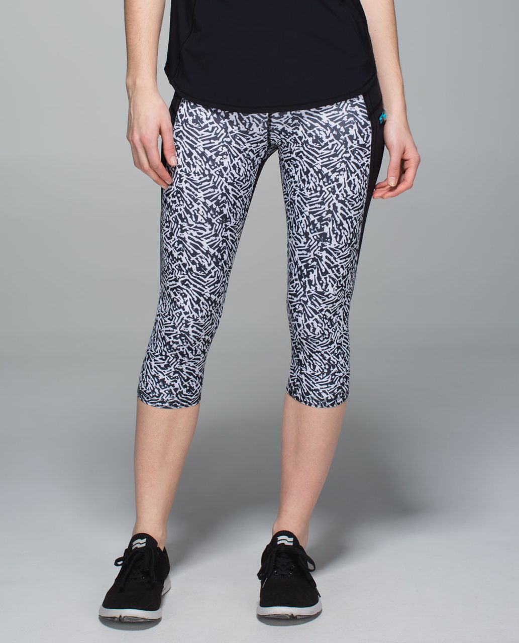 Lululemon Legging.Athletic Yoga Black White Zebra Stripe Women's Size 2