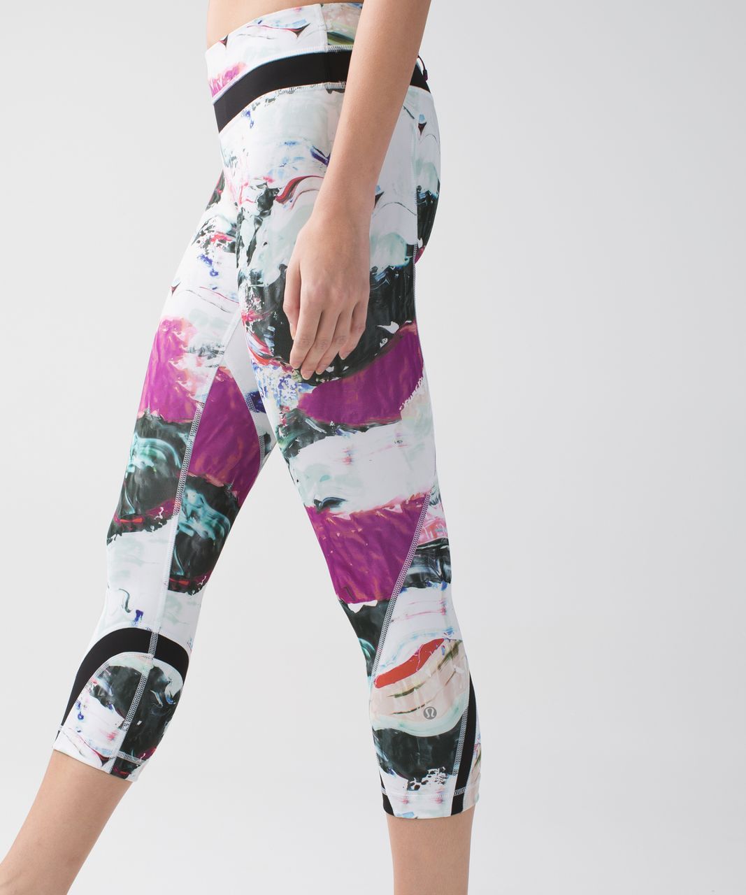 Lululemon Run Inspire Crop II Luxtreme Leggings (4)