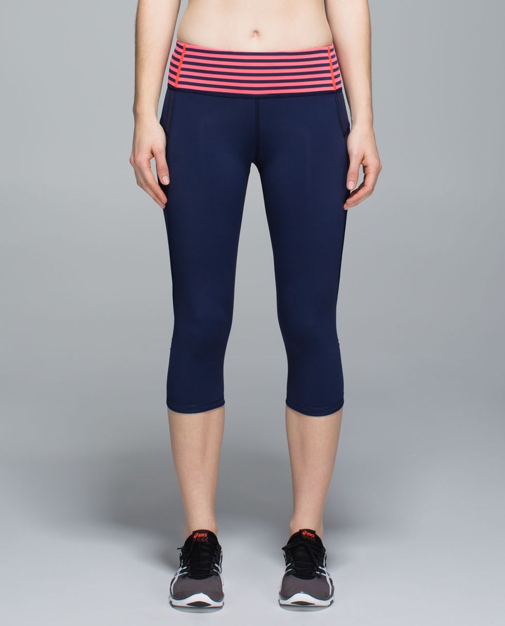 Lululemon Run: Top Speed Crop - Black - lulu fanatics