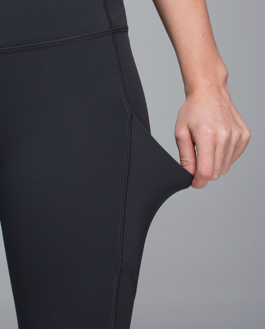 Lululemon Speed Tight III (Mesh) - Deep Coal