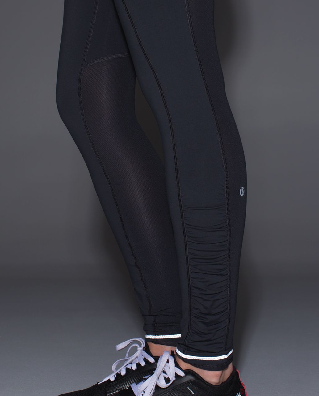 Lululemon Speed Tight III (Mesh) - Deep Coal