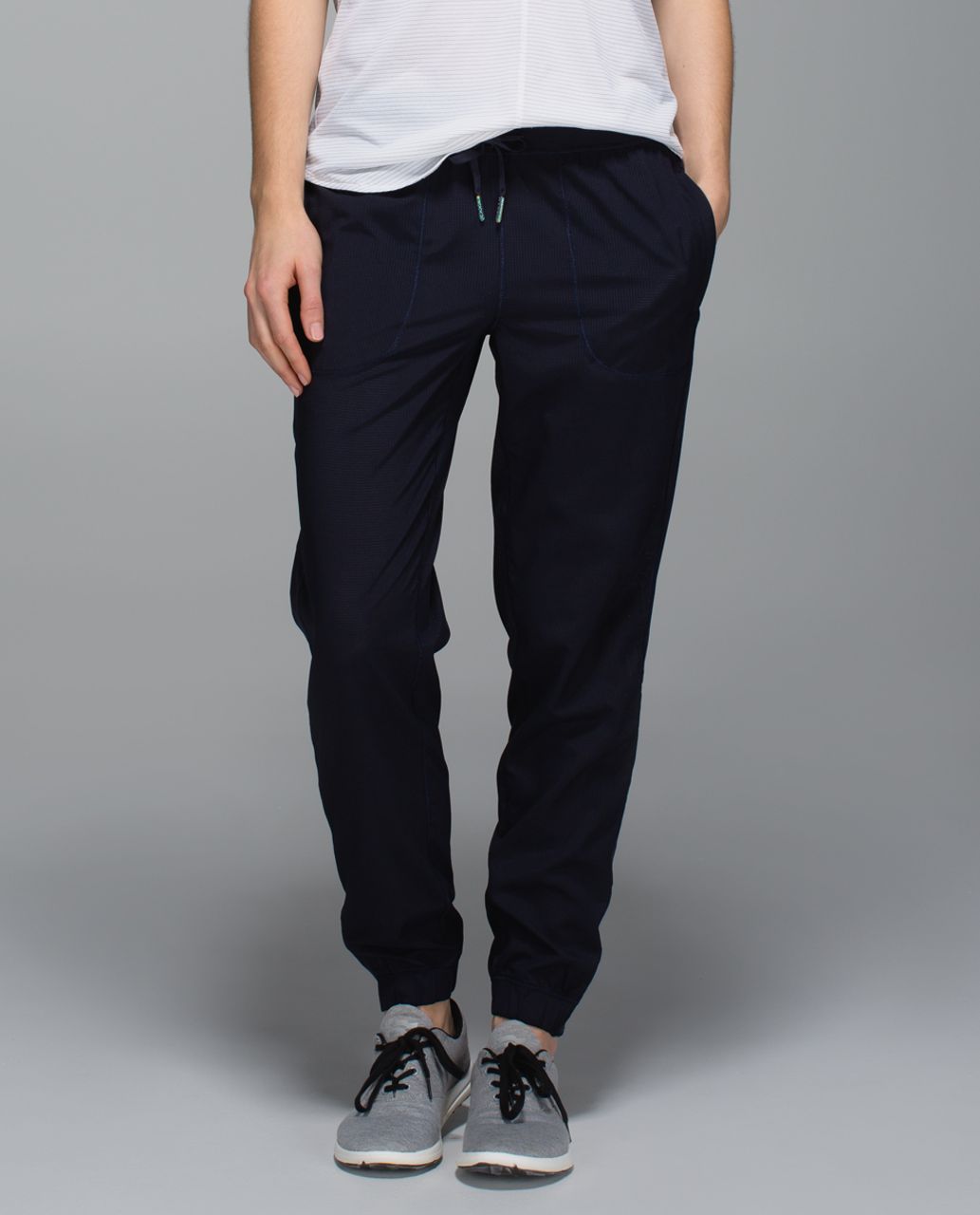 Lululemon Var-City Track Pant - Naval Blue - lulu fanatics