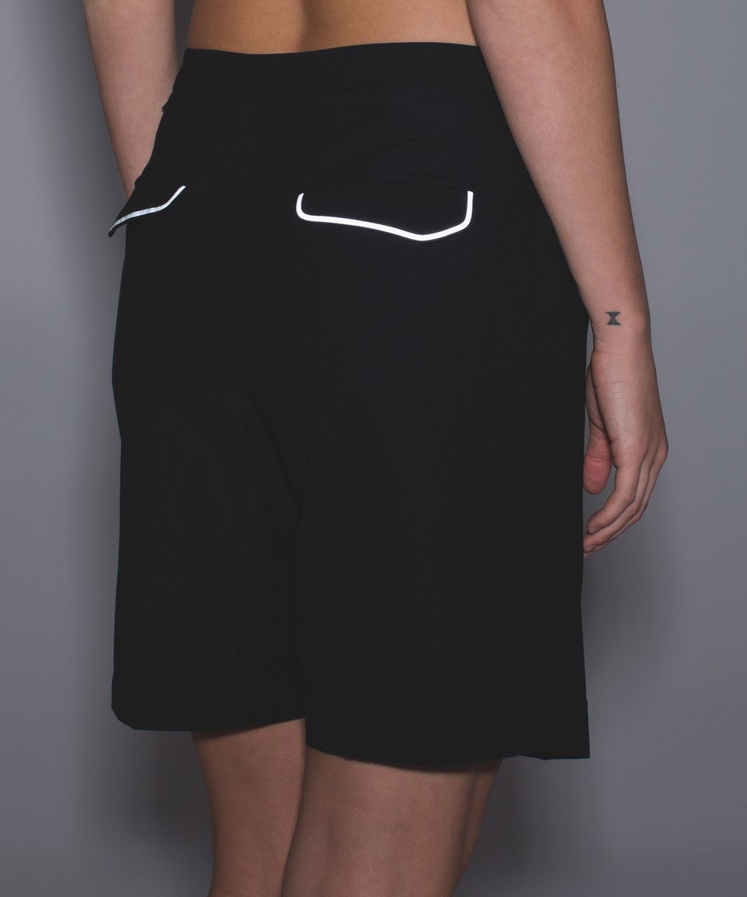 Lululemon Long Story Short - Black