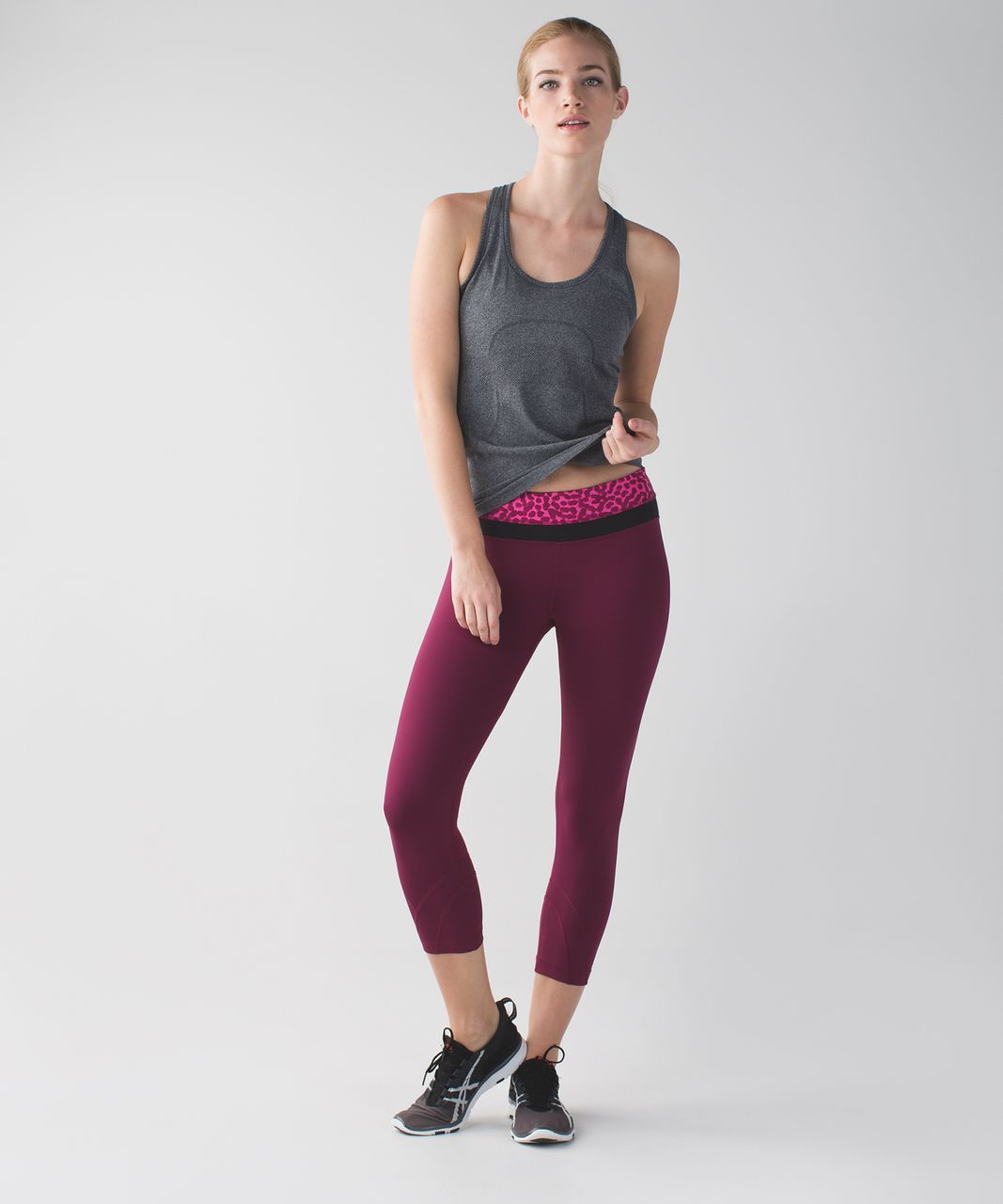 Lululemon Run Inspire Crop Activewear Compression Leggings Black/Purple  Stripes