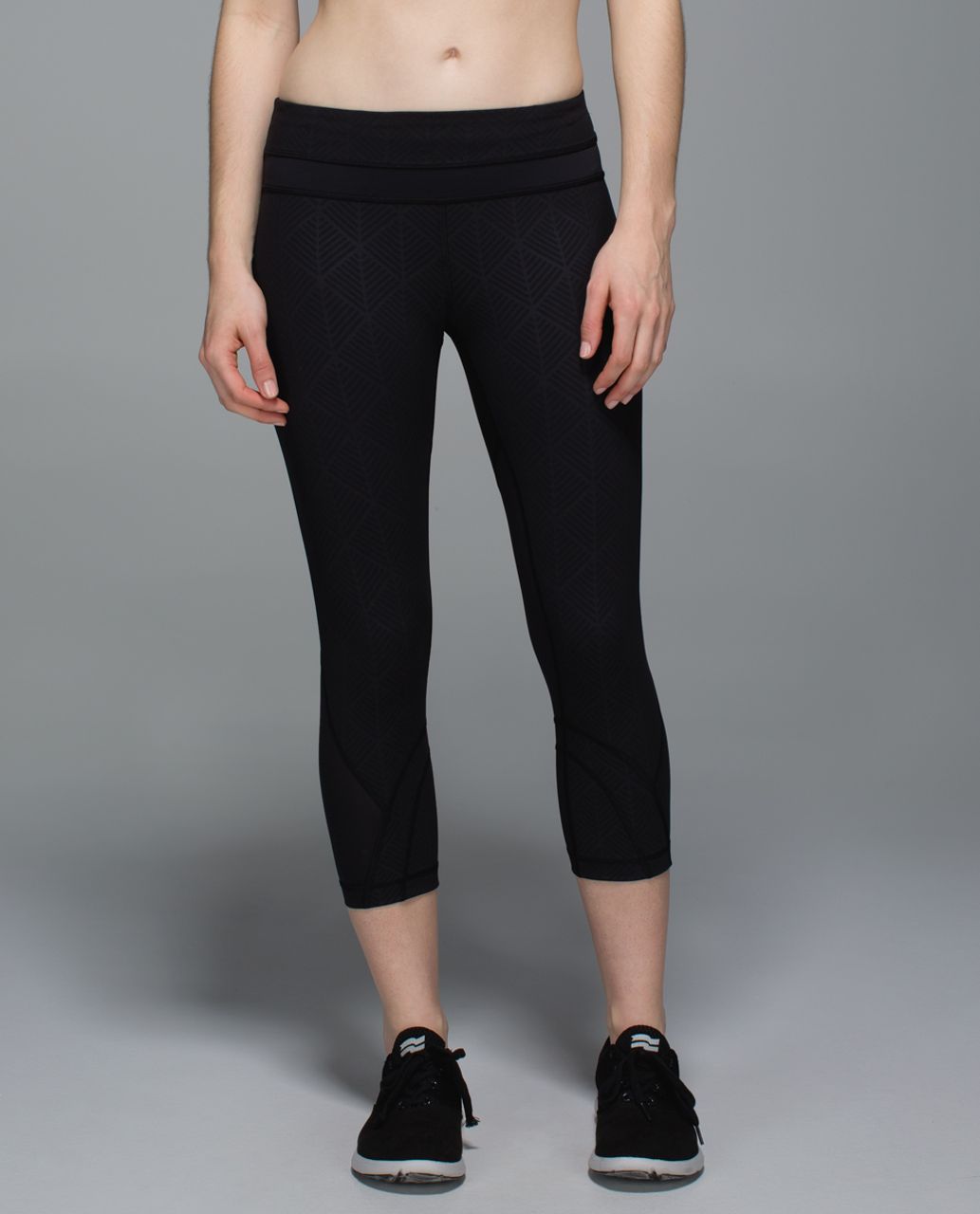 Lululemon Run:  Inspire Crop II *Full-On Luxtreme (Mesh) - Diamond Palm Embossed Black