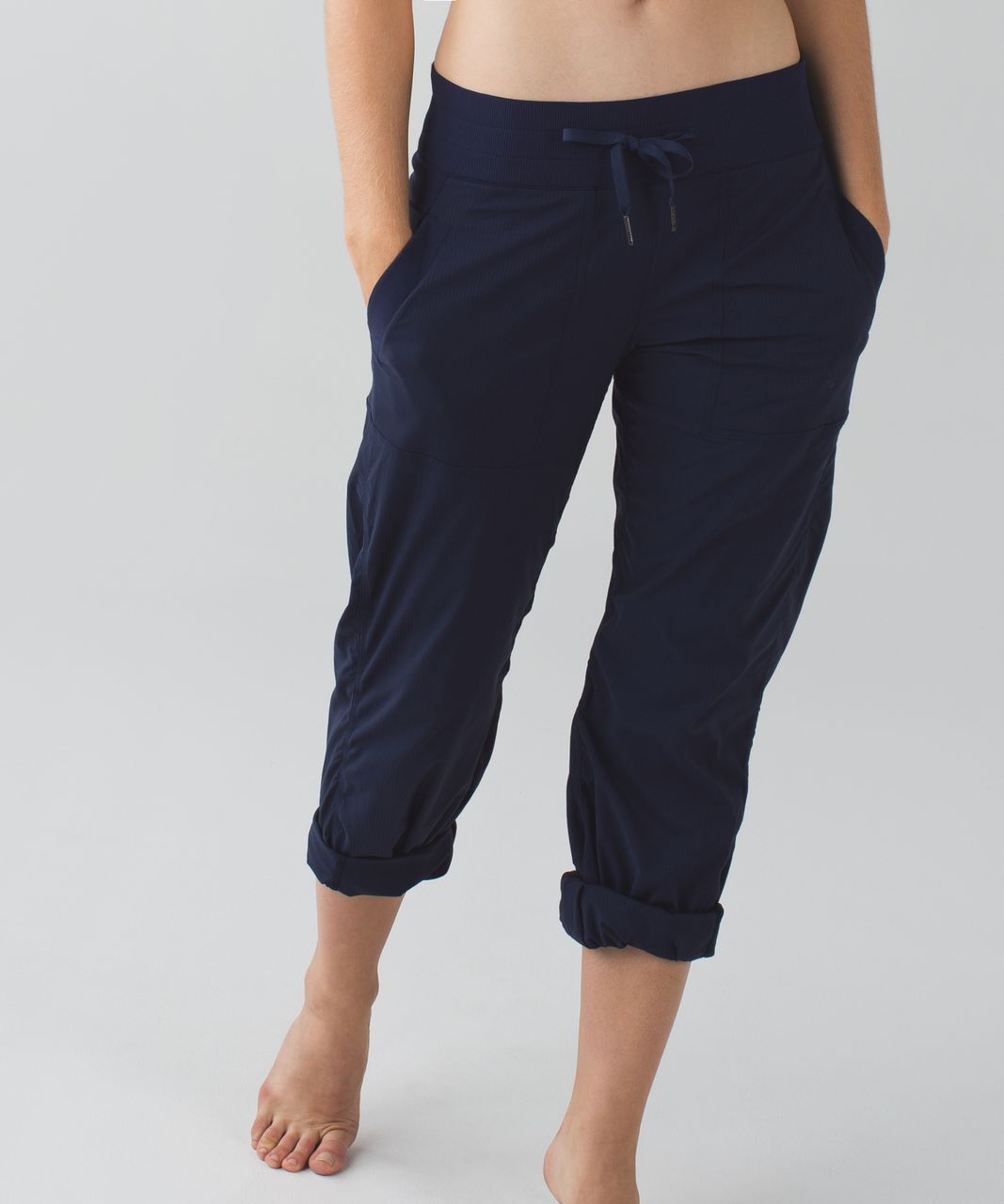 Lululemon Dance Studio Pants Womens 2 Blue Navy Striped Cropped