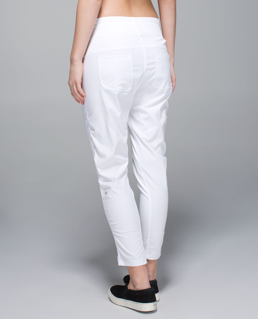 Lululemon All The Right Places Low-Rise Pant II 28 - White - lulu fanatics