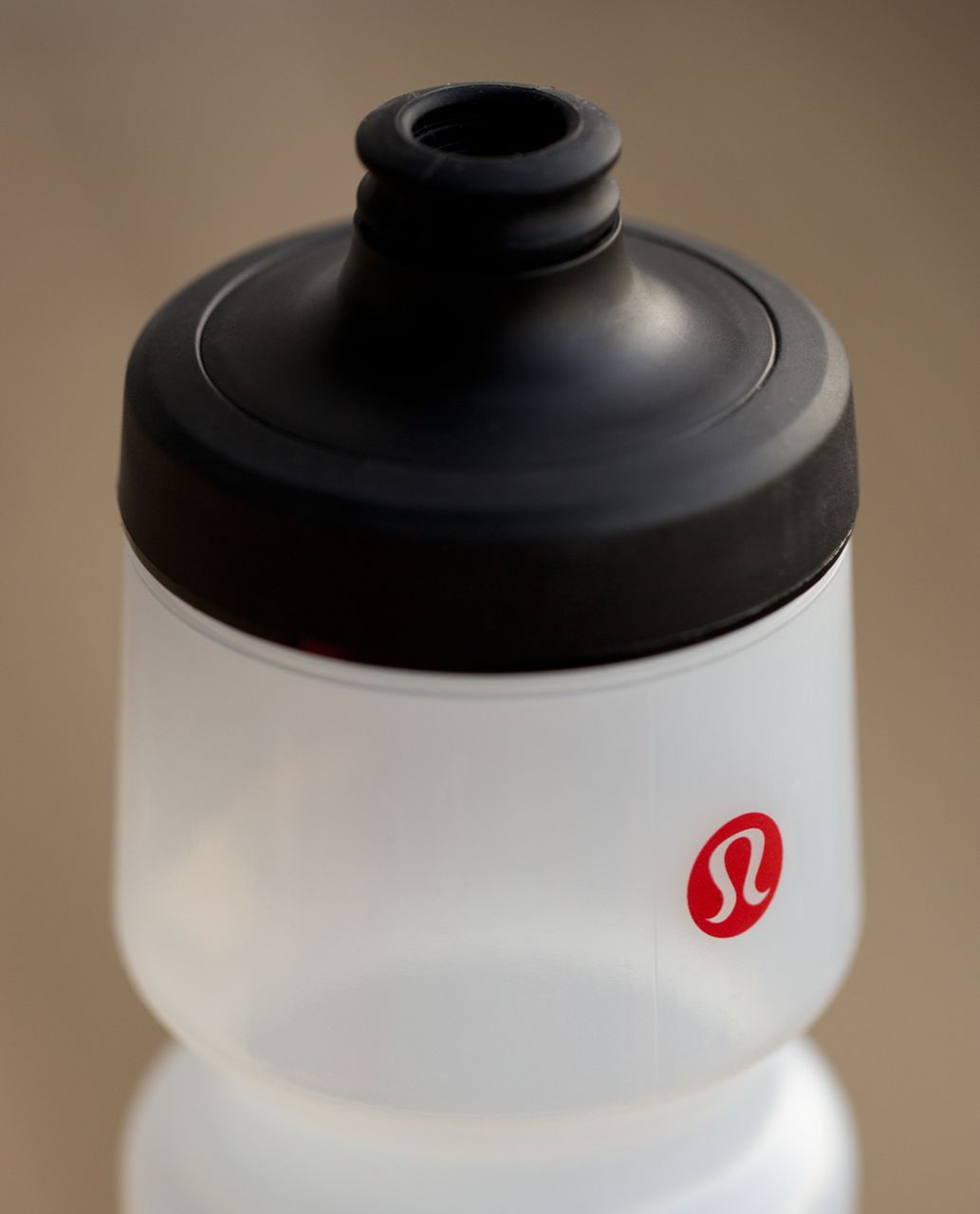 Lululemon Purist Cycling Water Bottle - Game Set Match Black Lulu Red