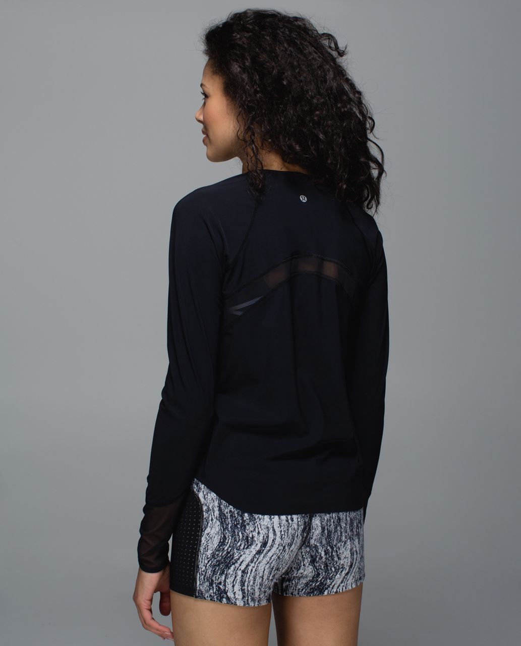 Lululemon Water:  Sun Runner Long Sleeve - Black