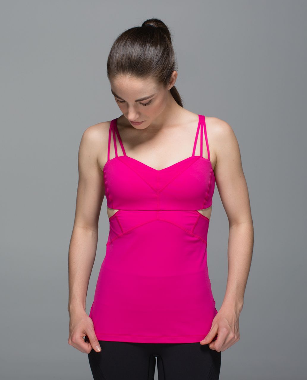 Lululemon Exquisite Tank II - Jewelled Magenta