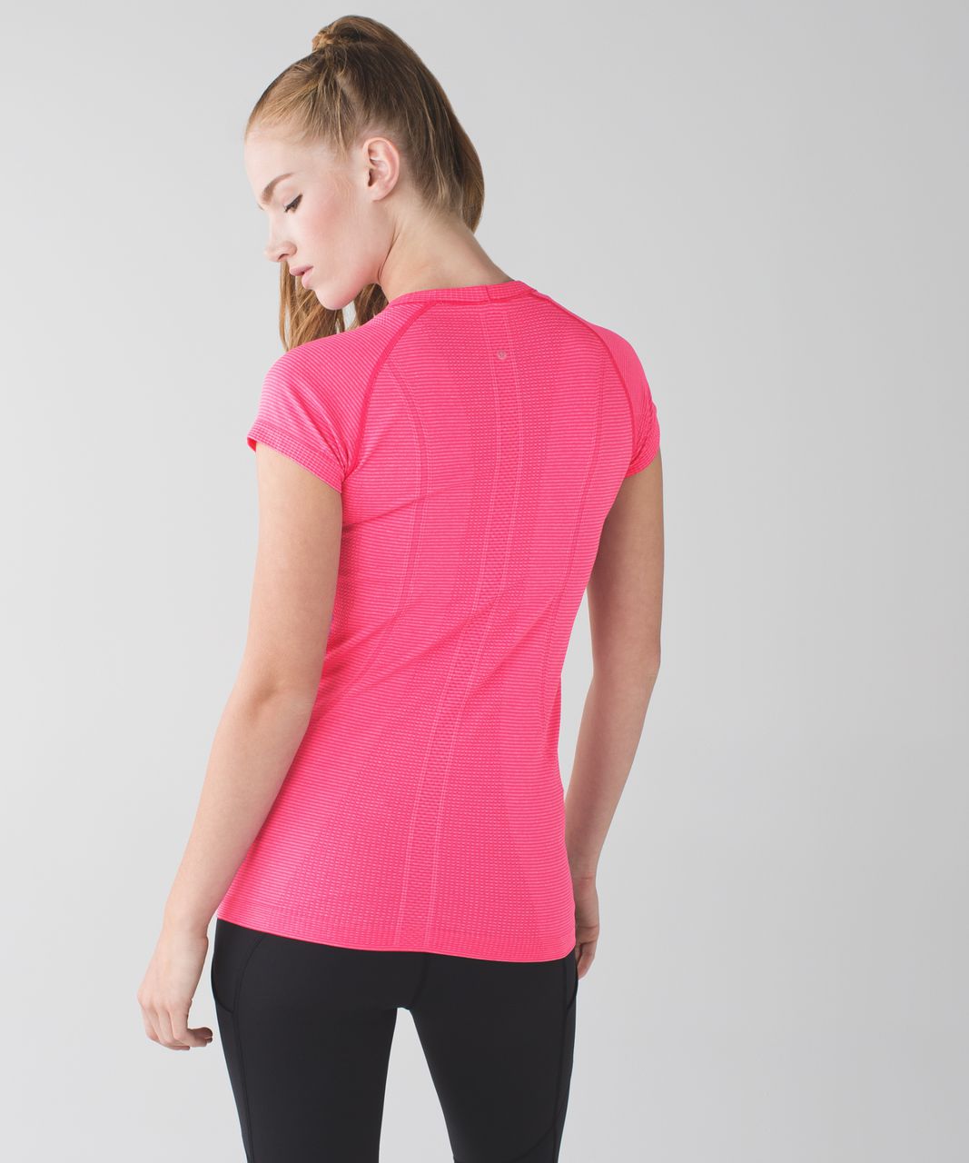 Lululemon Swiftly Tech Short Sleeve Crew - Heathered Jewelled Magenta (First Release)