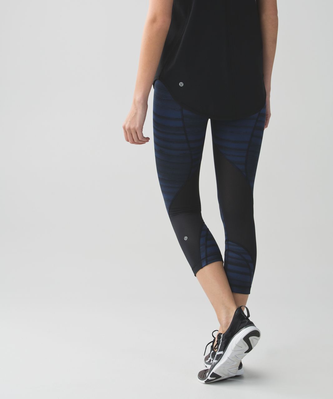 Lululemon Run: Inspire Crop II *Full-On Luxtreme (Mesh) - Good