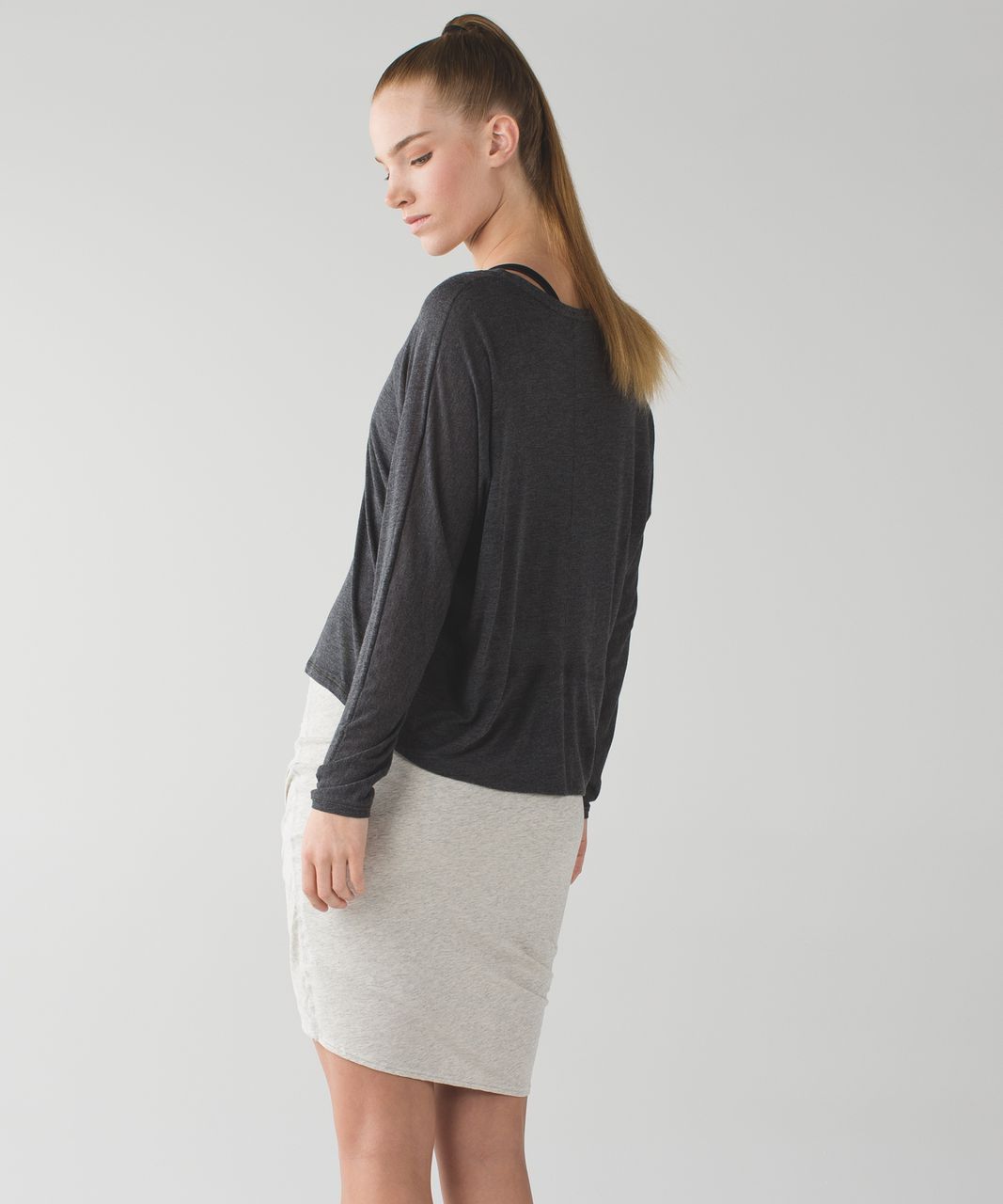 Lululemon Inner Essence Skirt - Heathered Light Grey / White / Clarity Yellow