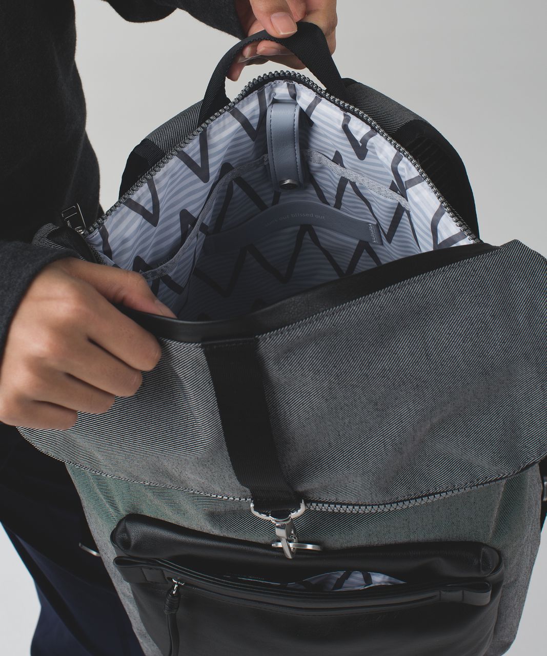 Lululemon Kickin' It Backpack - Black / Slate / Black