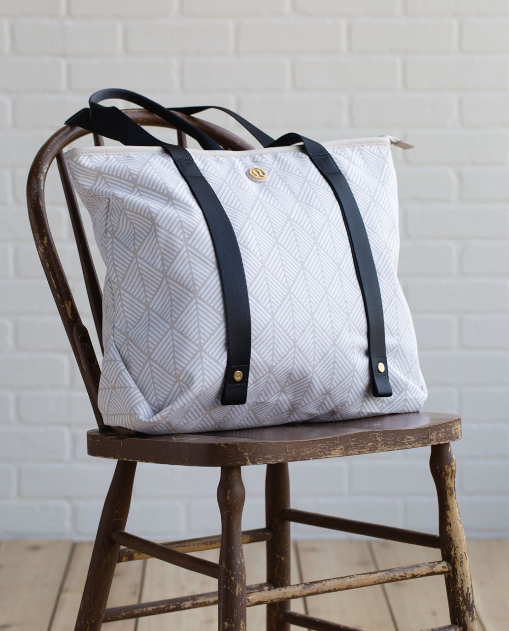 Lululemon Summer Lovin' Tote - Diamond Palm White Dune / Dune