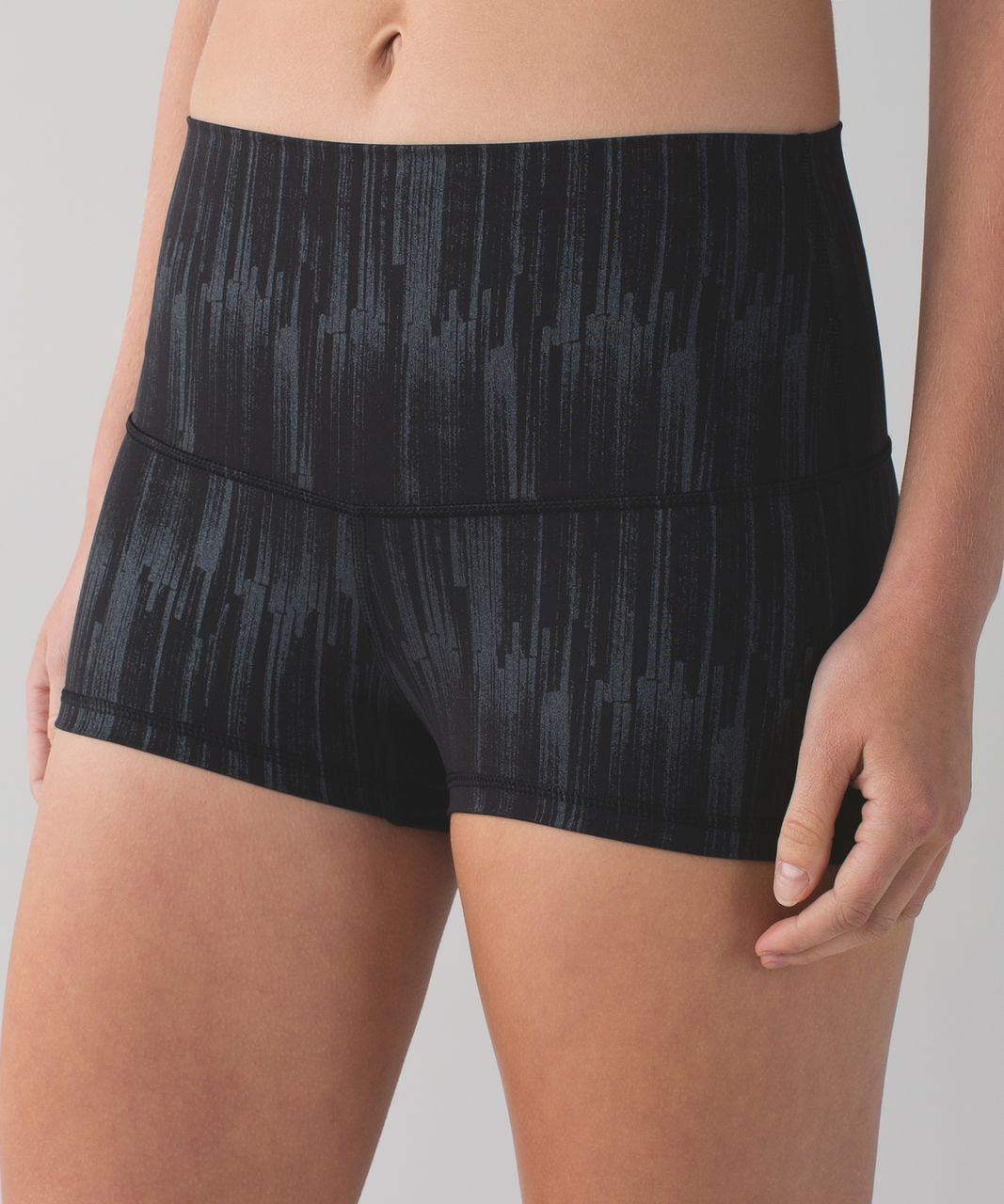 Lululemon Boogie Short *Luxtreme (Roll Down) - Scratch Match Black Multi