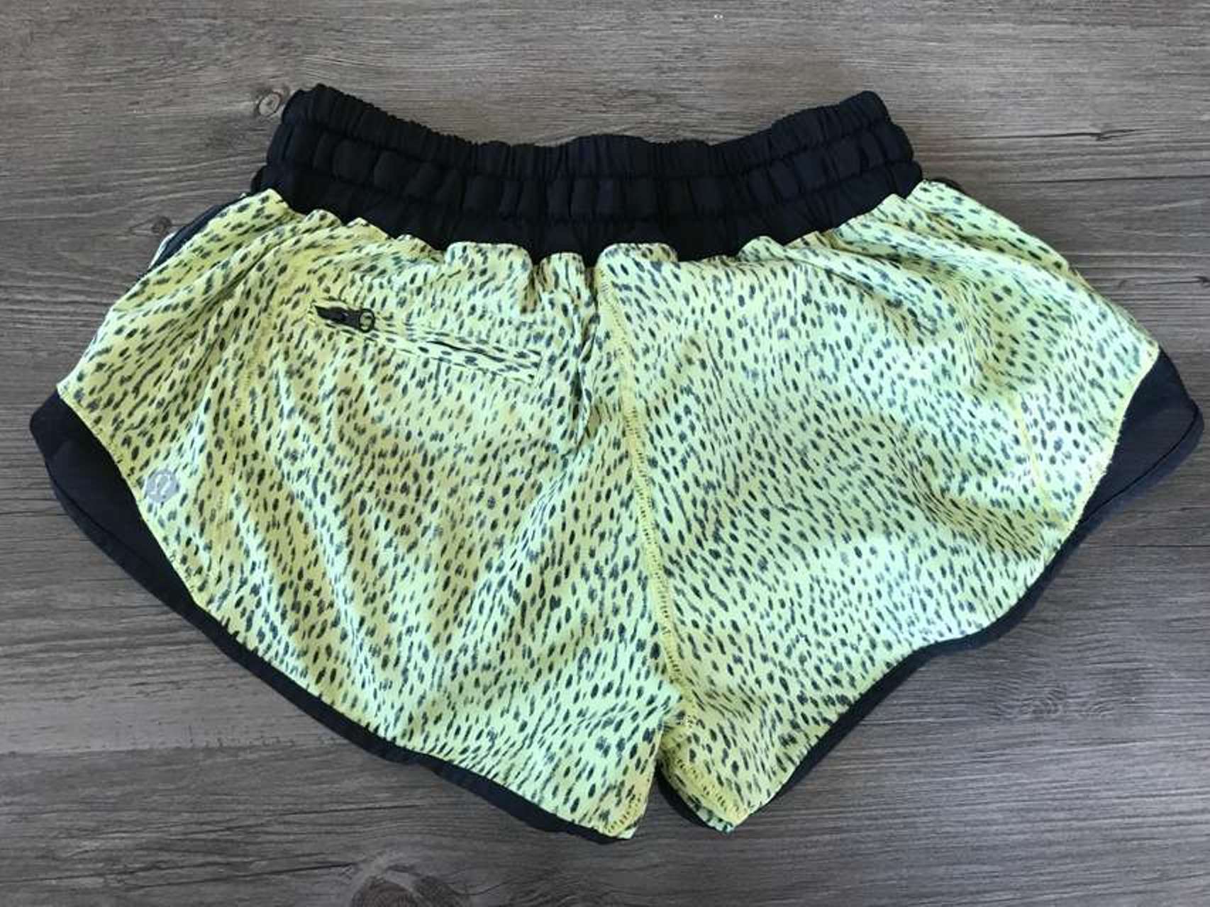 Lululemon Hotty Hot Short - Dottie Dash Clarity Yellow Black / Black